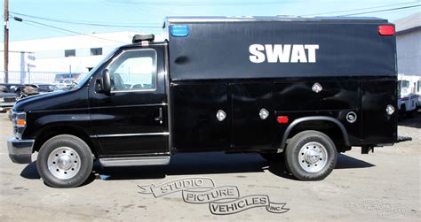 Ford Police Swat Van Studio Picture Vehicles
