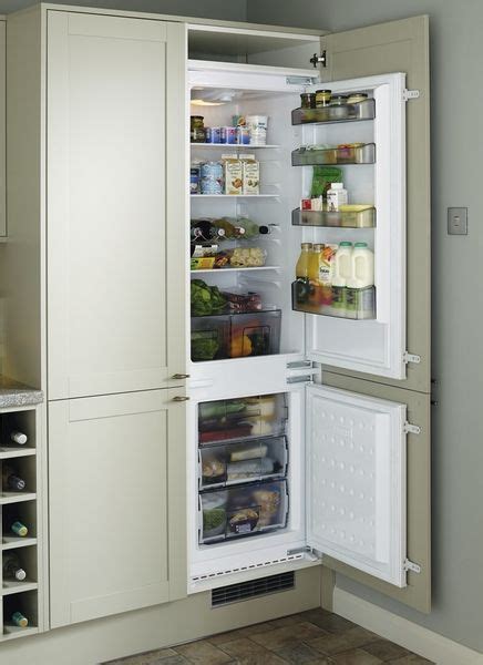 Showing you the difference between fixed door and sliding door fixing built in fridge freezers. CLH_DIGI_DET_A00052 in 2020 | Modern kitchen plans, Built ...
