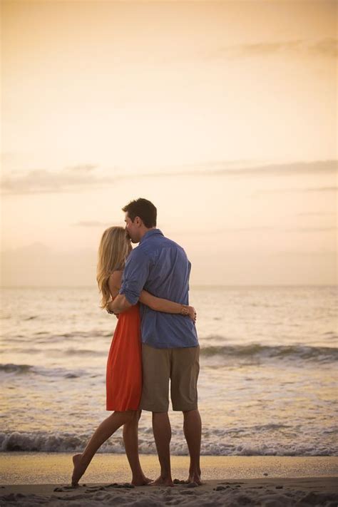 30 Romantic Beach Engagement Photo Shoot Ideas Page 2 Of 3 Deer