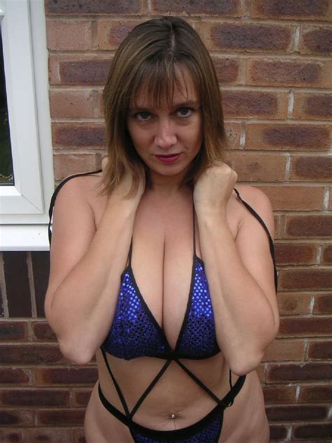 Pictures Showing For Big Tit British Milf In Thong Mypornarchive Net