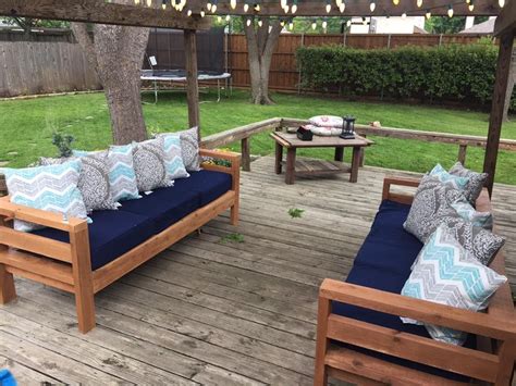 Ana White Outdoor 2x4 Sofas Diy Projects Diy Outdoor