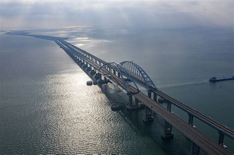 Puente de Crimea, Puente sobre el estrecho de Kerch