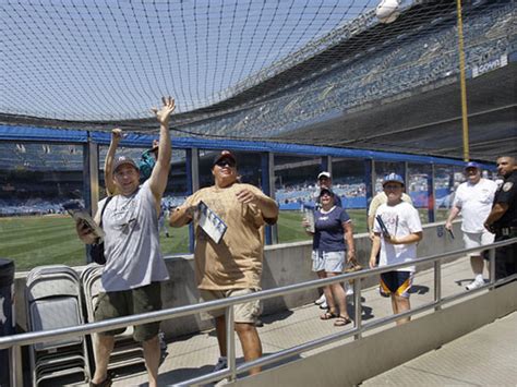 Remembering Yankee Stadium Photo 1 CBS News