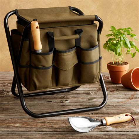 If dad is a master gardener and already seems to have everything, why not get him something extra to make his work easier? Great Gardening Gifts for Dad - Sunset Magazine
