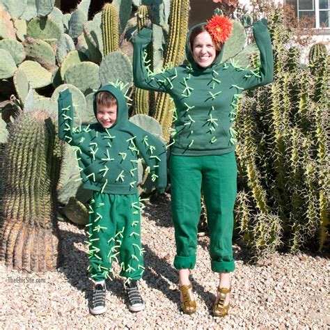 And with halloween around the corner, you better believe that we made a cactus costume. DIY Cactus Costume - Rachel Hollis