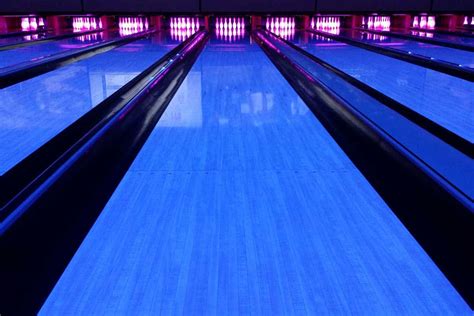 5 Types Of Bowling Balls For Different Lane Conditions