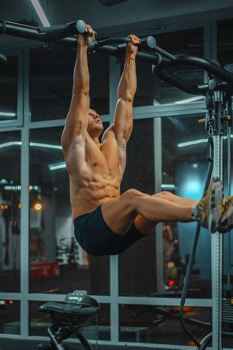 The 9 Best Pull Up Bar Exercises For Strong Abs — The Sporting Blog