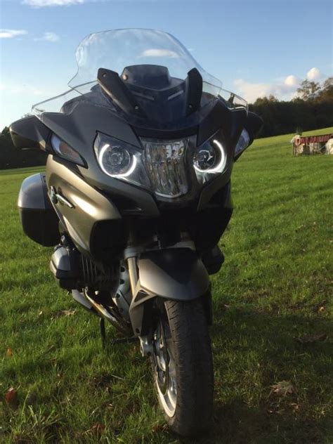 The first bmw r1200rt replaced the r1150rt back in 2005. BMW R1200RT LC 1200 cm3, 2015 god.