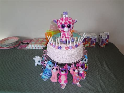 We have tried our best to find pictures and birthdays for all of the halloween beanie boos that ty have made. 4 Most Creative Beanie Boo Birthday Party Ideas - Pouted ...