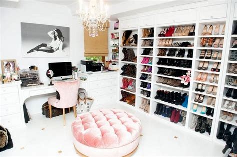 30 Fabulous Closets Any Fashionista Deserves