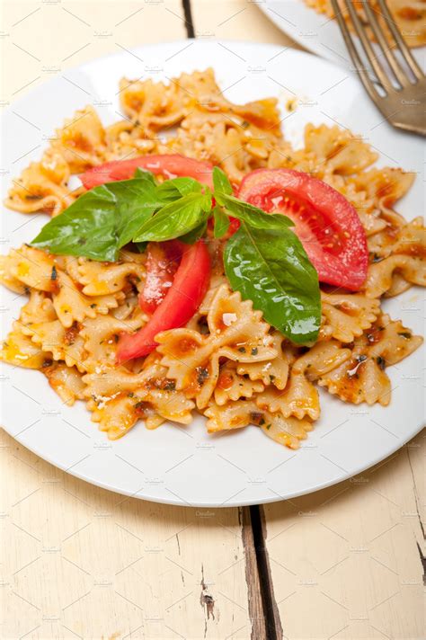 Italian Farfalle Butterfly Pasta High Quality Food Images ~ Creative