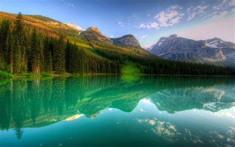 加拿大湖泊山水自然风景壁纸 壁纸图片大全