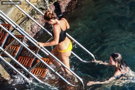 Emma Watson Naked Big Ass In Bikini At A Beach In Positano Italy Nudbay