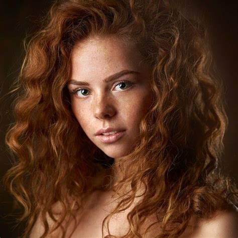 Pin By Fred Kahl On Red Heads Sexy Hair Beautiful Eyes Red Hair Woman