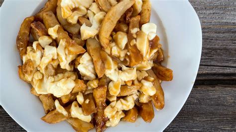 Where to Find the Best Poutine Dishes in the Bay Area