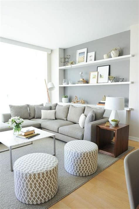 Wandfarbe wohnzimmer graues sofa leoniduboes, welche farbe passt zu grau westwing, 111 wohnzimmer streichen ideen die besten nuancen für, wohnzimmer dekorieren 50 ideen mit kissen bildern mehr, neue wandfarbe im wohnzimmer so verändert farbe craftifair, neue farbe fürs. Die besten 17 Ideen zu Graue Sofas auf Pinterest | Lounge ...