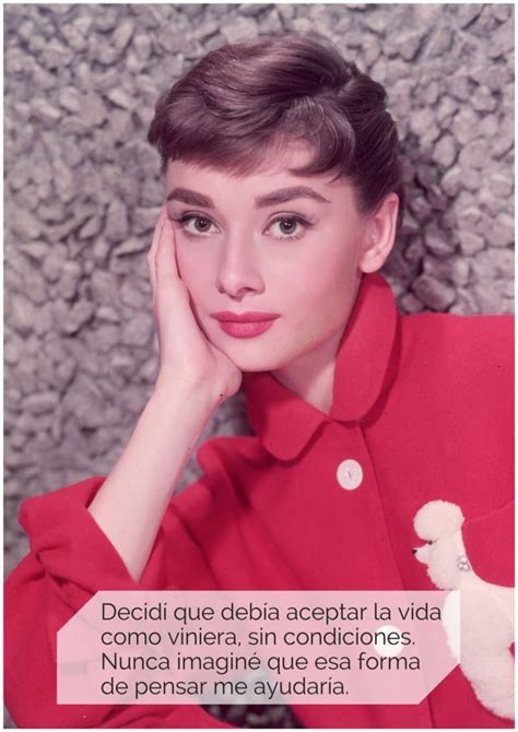 15 Frases De Audrey Hepburn Que Vas A Querer Memorizar Audrey Hepburn Citas De Glamour Frases