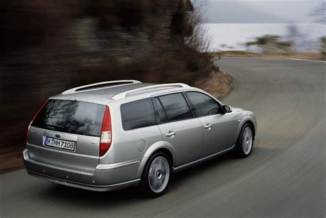 Non sarà una station wagon ne una berlina ma un nuovo crossover. Ford Mondeo | Fotos | fordfan.de