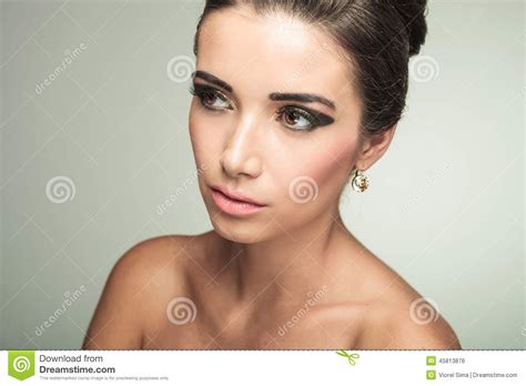 Side View Of A Young Beautiful Woman S Head Stock Photo