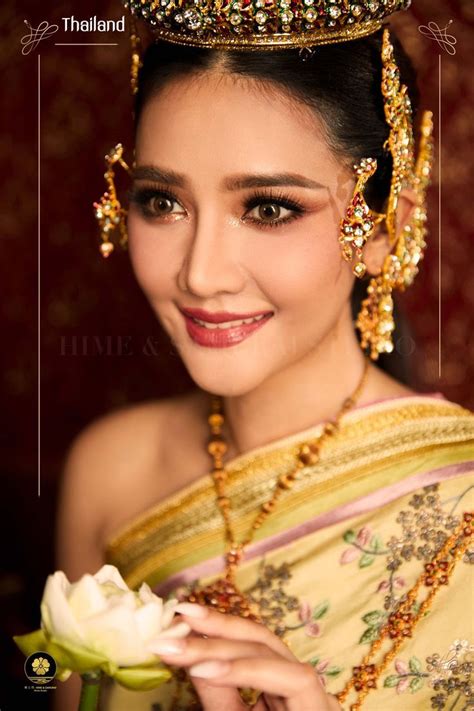 thai traditional dress thailand 🇹🇭 ในปี 2022 ชุด ไทย