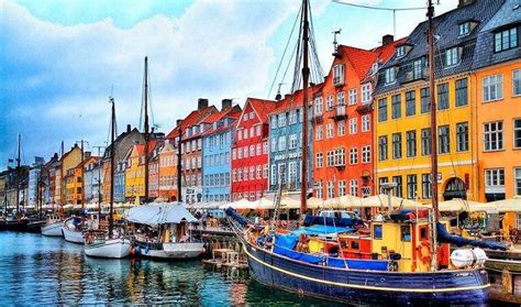 Konungariket sverige (مساعده·معلومات)) هى دوله الدول الاسكندناڤيه السويد كمان المركز الاولى فى العالم فى (economist's democracy index). » السفر للعمل في السويد و خطوات استخراج تصاريح العمل في السويد