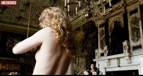 Emma Stone Desnuda En The Favourite