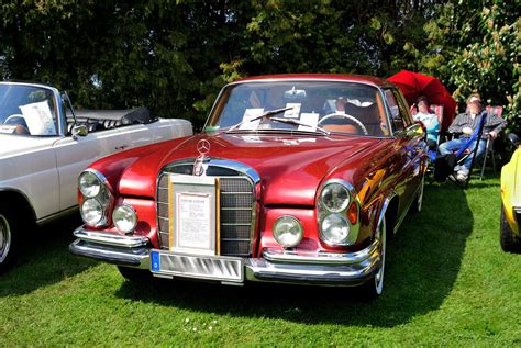 Mercedes-Benz 280 SE Coupé, beim Oldtimertreffen der Oldtimer-IG