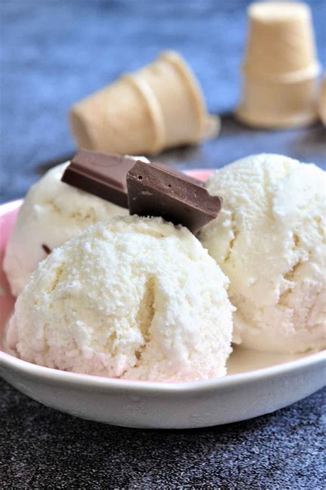 Vanilla Ice Cream Recipe No Eggs Culinary Shades