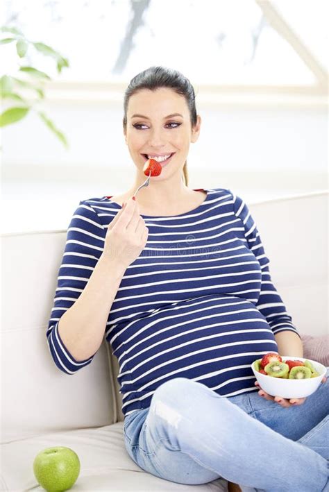 Pregnant Woman Eating Healthy Stock Image Image Of Leisure