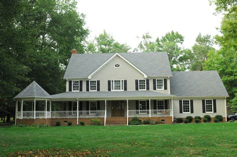 The warmth of beige and gold colors can make your home look more inviting to your guests. GAF Timberline Slate Shingles (With images) | Slate ...