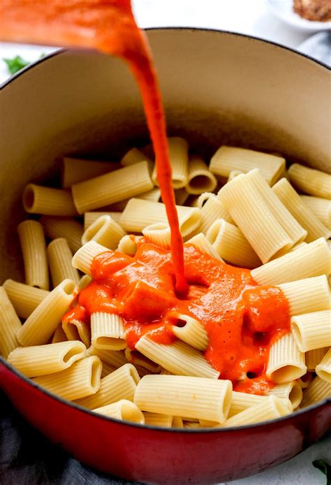 Roasted Red Pepper Pasta 20 Minutes Two Peas And Their Pod