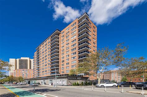 The Forester 111 15 Queens Blvd Forest Hills Ny 11375 Apartment Finder