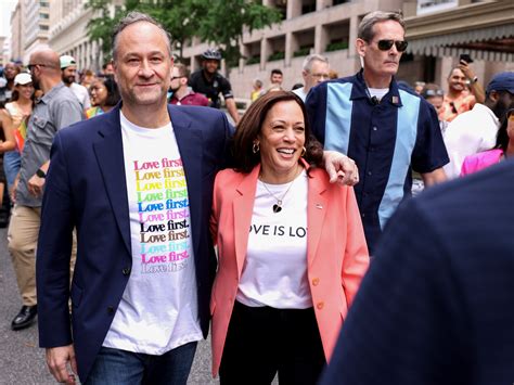 kamala harris becomes first vice president to march in pride event the independent