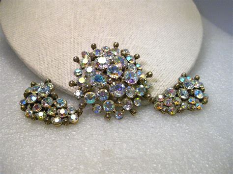 Vintage Aurora Borealis Rhinestone Brooch And Clip Earrings Set Signed