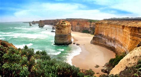 Tourist Attractions in Australia Where You'll See Stunning Natural Scenery