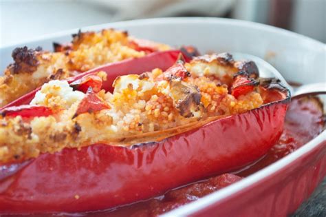 Gefüllte Paprika mit Schafskäse und Couscous Rezept