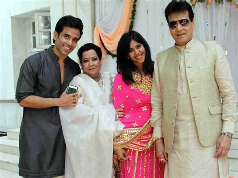 Is Ekta Kapoor Married Passawestern