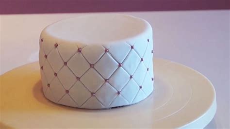 Les croisillons autonivelants s'utilisent aussi bien en pose de carrelage intérieure qu. L'académie « b.a-ba du cake design » | Fancy Cake