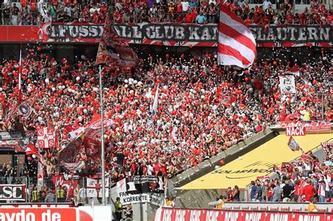 Fanfotos: 1. FC Köln - 1. FC Kaiserslautern 1:3 (1:0) | Der Betze brennt