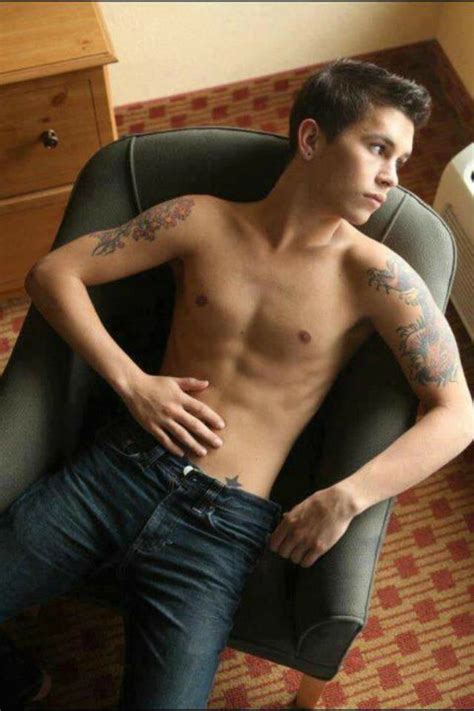 Shirtless Male Frat Guy Tattooed Young Hunk 18 Year Old Dude Photo 4x6