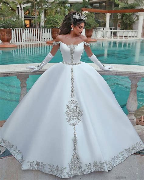 Off White Princess Wedding Dresses 26 Best Princess And Ball Gown