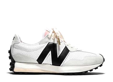 Specifically his french and moroccan heritage. CASABLANCA × NEW BALANCE "327" "BLACK/PINK"を買うならスニーカーダンク