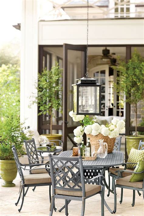 Whats Your Outdoor Seating Style How To Decorate Outdoor Sitting