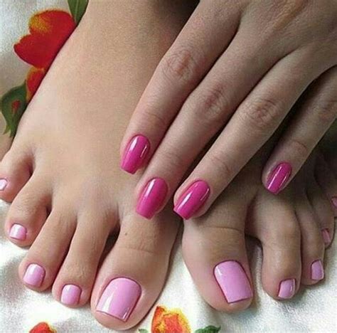 Love Her Pretty Fingers And Toes Cute Toe Nails Pretty Toe Nails Gel