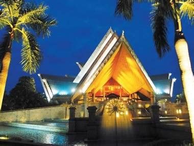 Kuala lumpur hotels near istana budaya. Istana Budaya | Theatre in KL City Centre, Kuala Lumpur