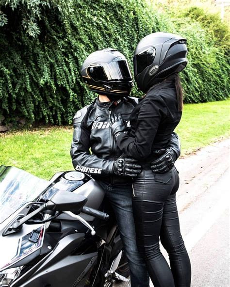 Pin By Rares CbR On Motorcycles Motorcycle Couple Pictures