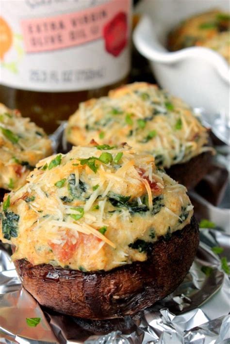 These healthy seafood stuffed mushrooms are made with cream cheese based stuffing. Crab Stuffed Mushrooms | Recipe | Crab stuffed mushrooms ...