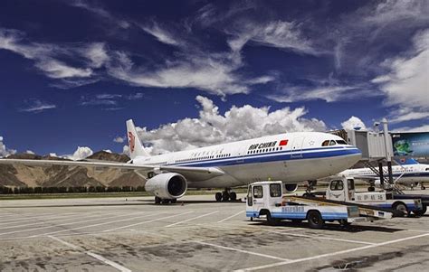 China Opens A 2nd Airport Terminal In Tibet