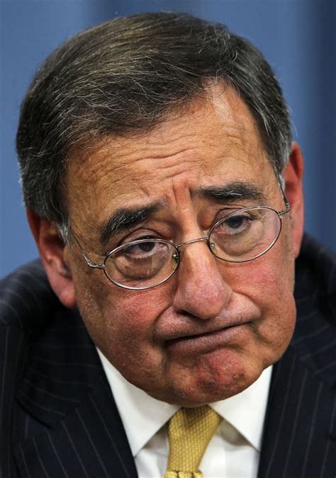 Leon Panetta Photos Photos Panetta And Dempsey Hold Media Briefing At