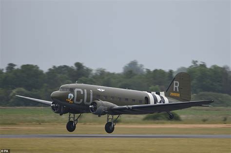 30 Dakotas Fly From Raf Duxford For 75th D Day Anniversary Express Digest